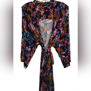 NWOT Soma Cool Nights Tropical Pattern Robe. L-XL. Also Have Matching Nightshirt